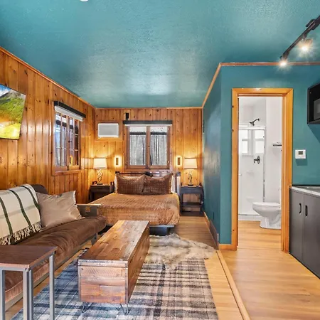 Timber Lodge #26